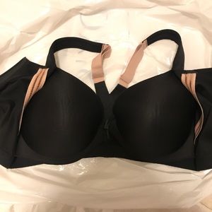 Victoria’s Secret 36DD Sports Bra